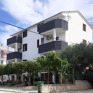  Apartament Parać